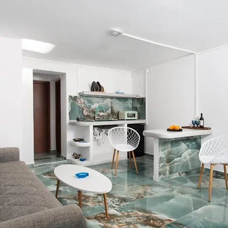 Deja Dream Homes *