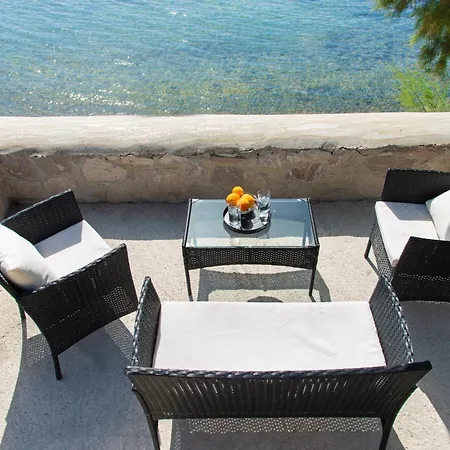 Deja Dream Homes *
